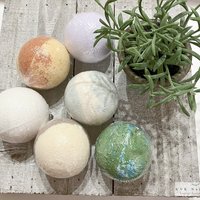 Mistletoe Bath Bomb - Organic, All Natural Fizzy Treat
